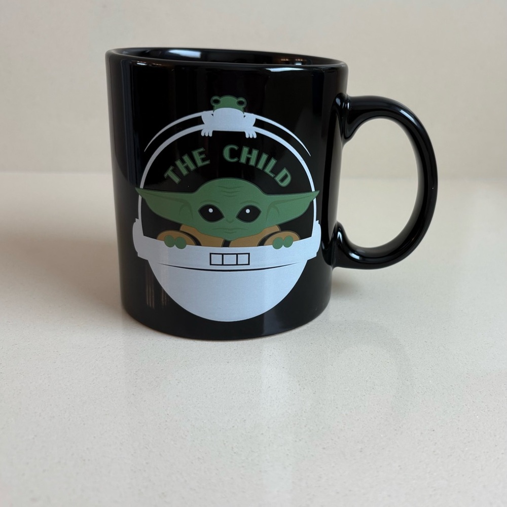 Star Wars The Mandalorian The Child Baby Yoda Grogu Ceramic 20oz Mug